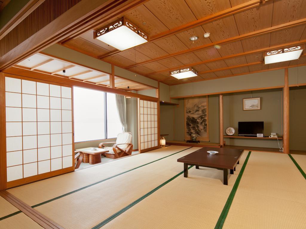 Wakayama Kada Onsen Kada Kaigetsu Hotell Rum bild