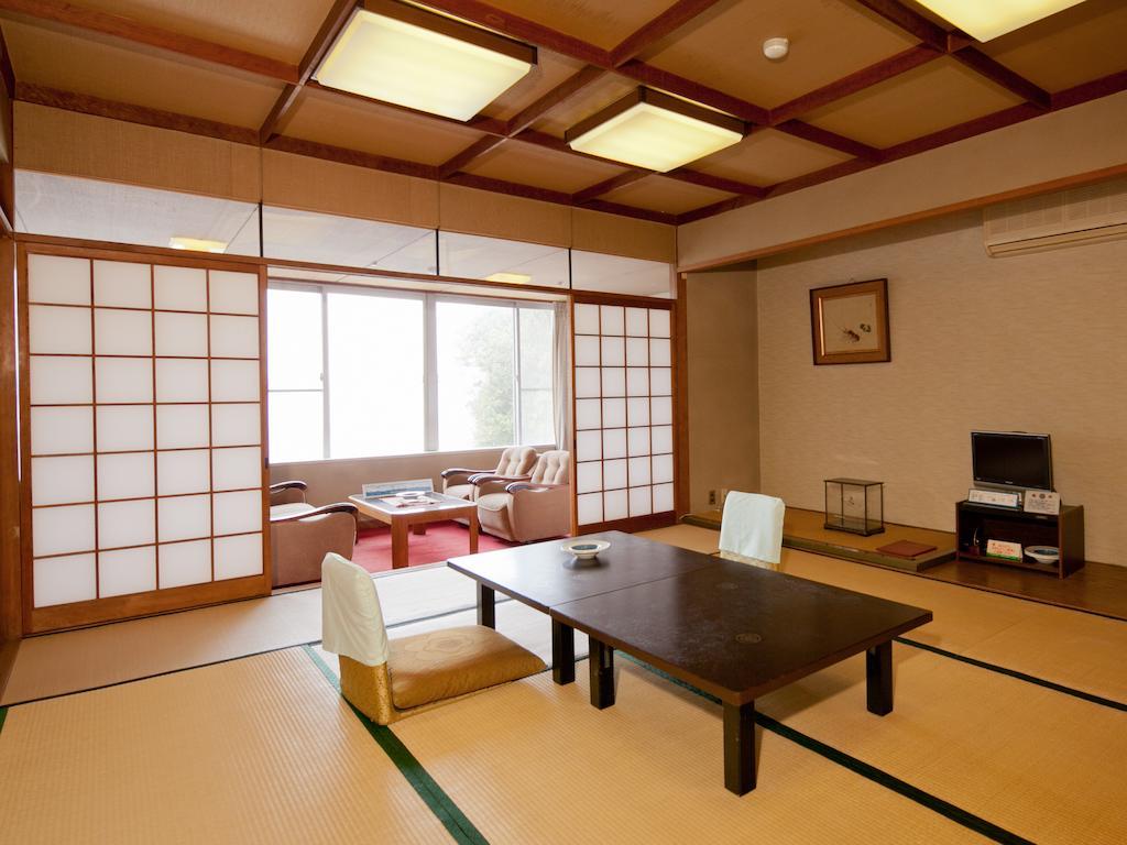 Wakayama Kada Onsen Kada Kaigetsu Hotell Rum bild