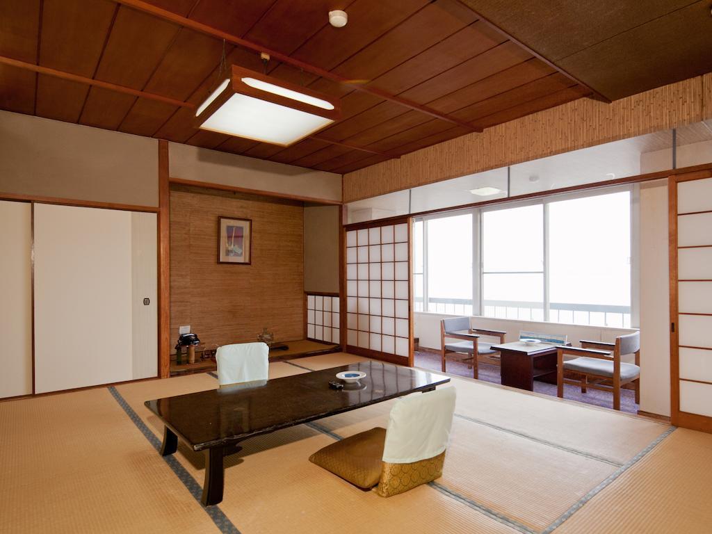 Wakayama Kada Onsen Kada Kaigetsu Hotell Rum bild