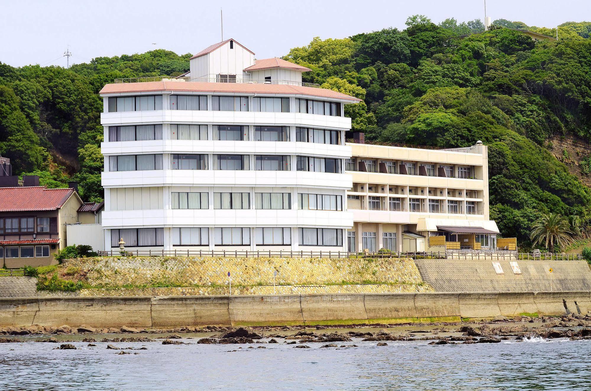 Wakayama Kada Onsen Kada Kaigetsu Hotell Exteriör bild