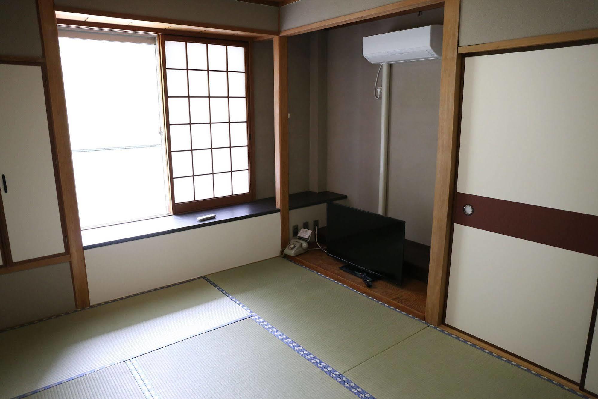 Wakayama Kada Onsen Kada Kaigetsu Hotell Exteriör bild
